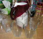 Set de 5pcs avec 1 carafe et 4 verres