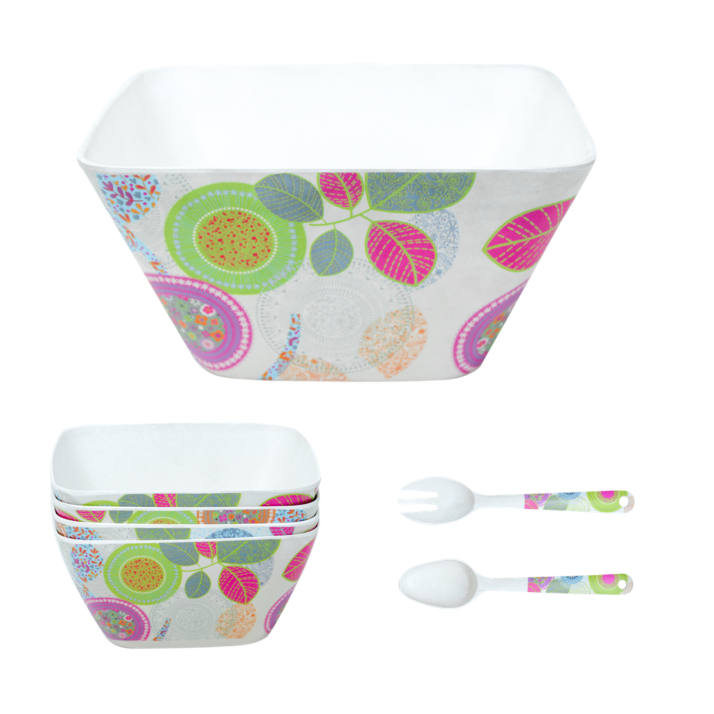 Set de 7pcs avec 5 assiettes 1 cuillere et 1 fourchette